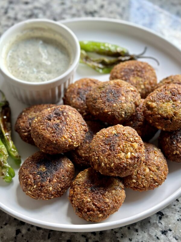 Easy Vegan Falafels (Freezer Friendly)