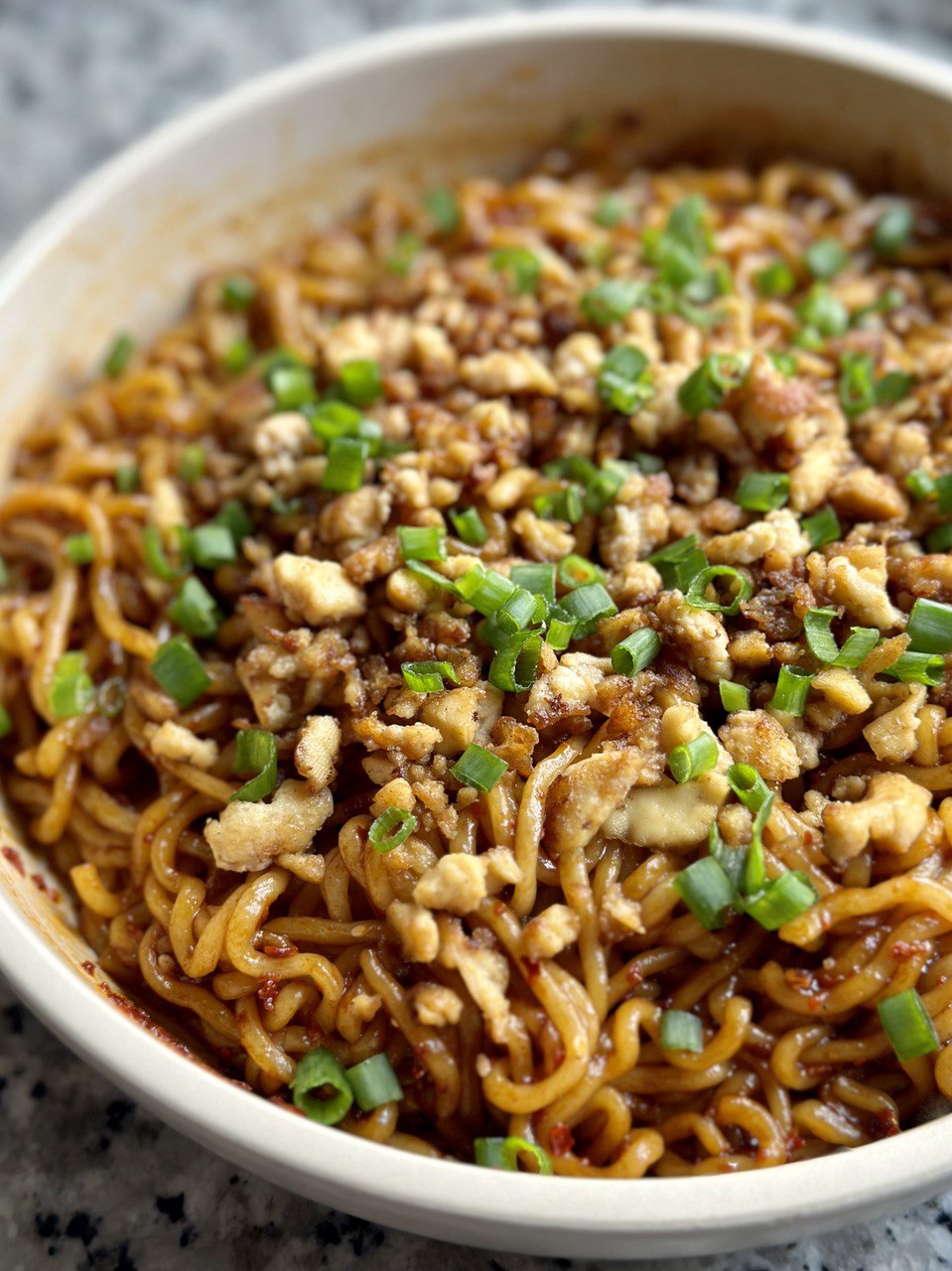 Chili Oil Noodles with Crumbled Tofu