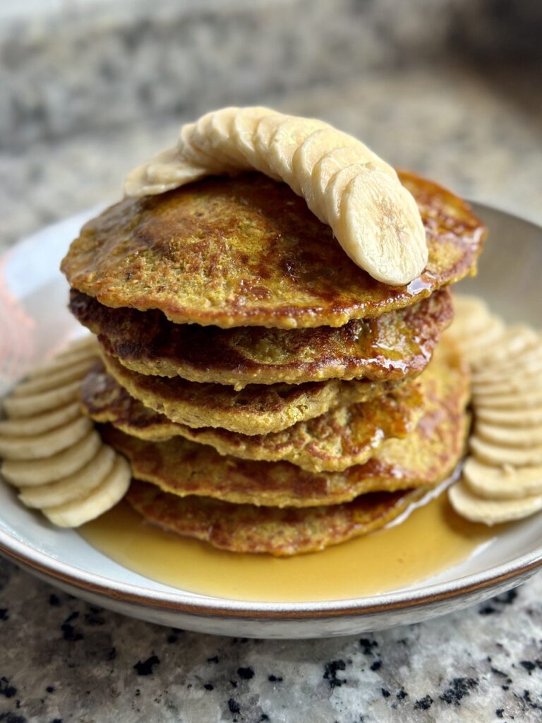 Fluffy Protein Banana Pancakes